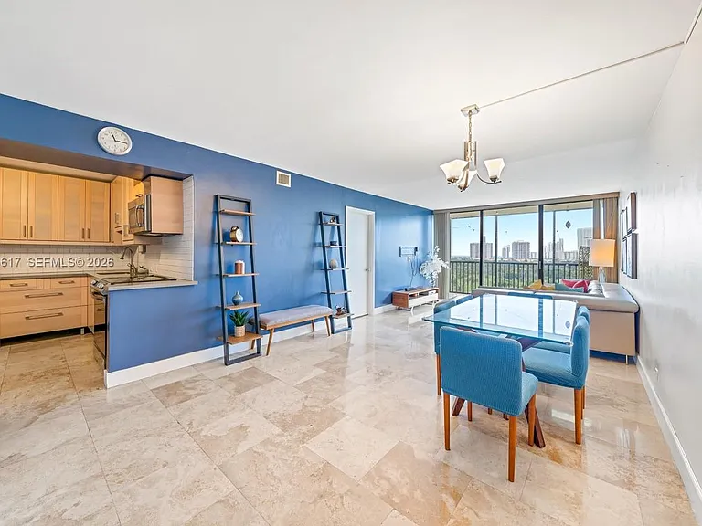 20335 N Country Club Dr #1208 — Photo 10