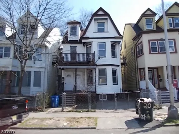 22 N 19Th St, East Orange City, NJ 07017