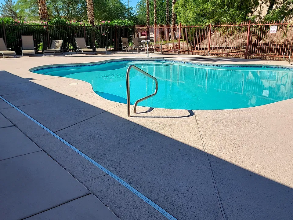 Mesquite Bluffs Apartments