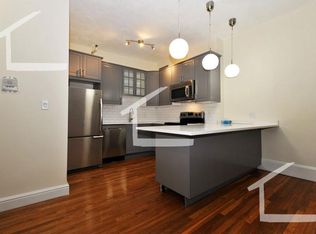 922 Beacon St #23II, Boston, MA 02215