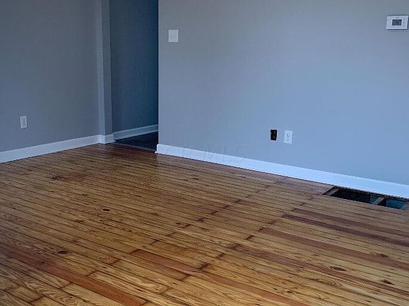 4th image of 2606 Hiawatha St