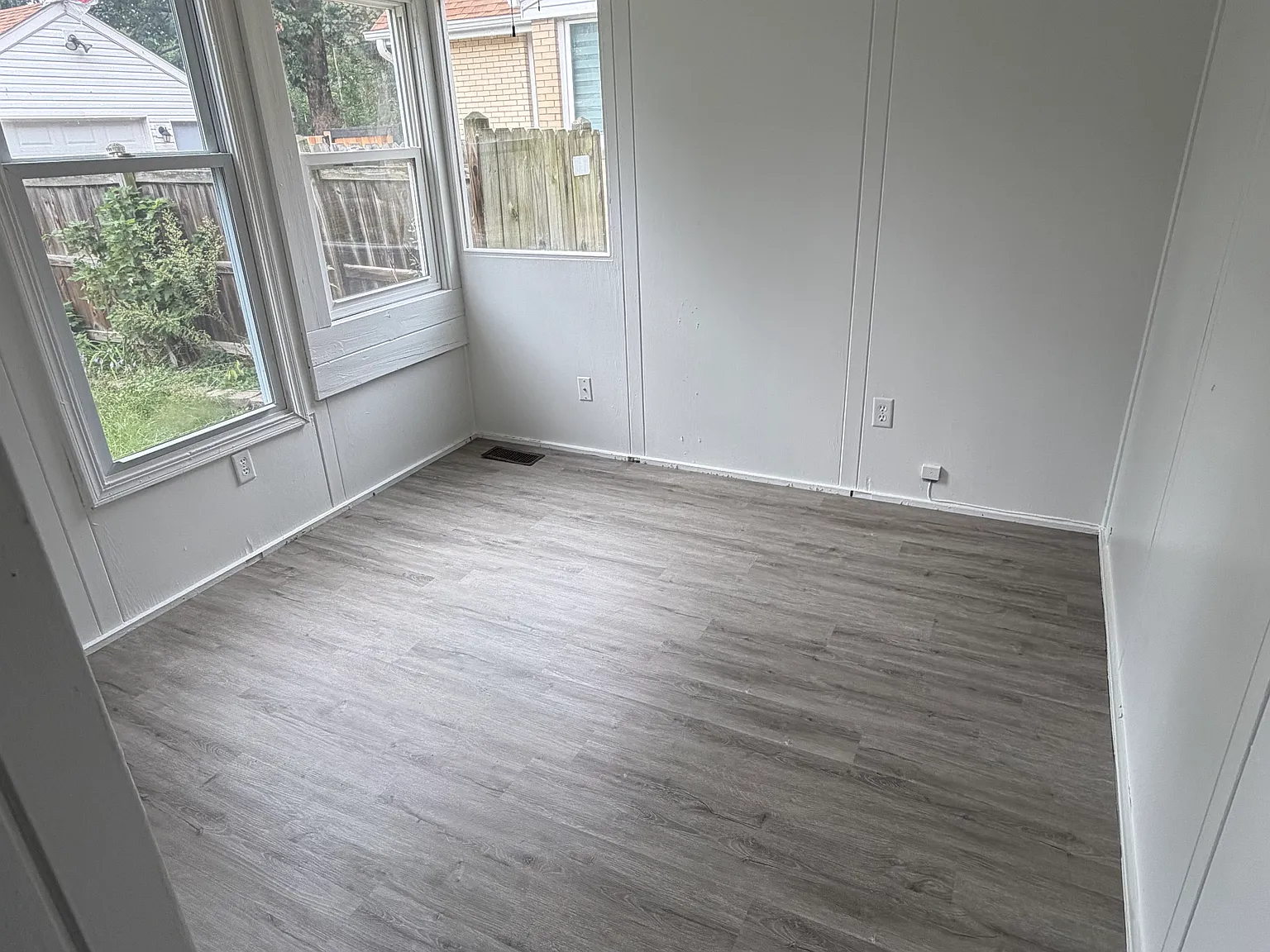 2 bed, 759 sqft, $1,350 — Photo 3