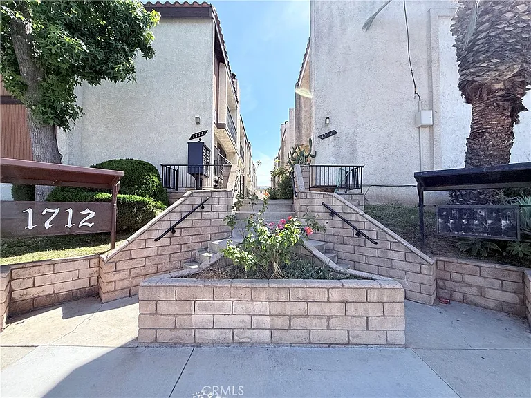 1712 S 6th St #5 — Photo 3