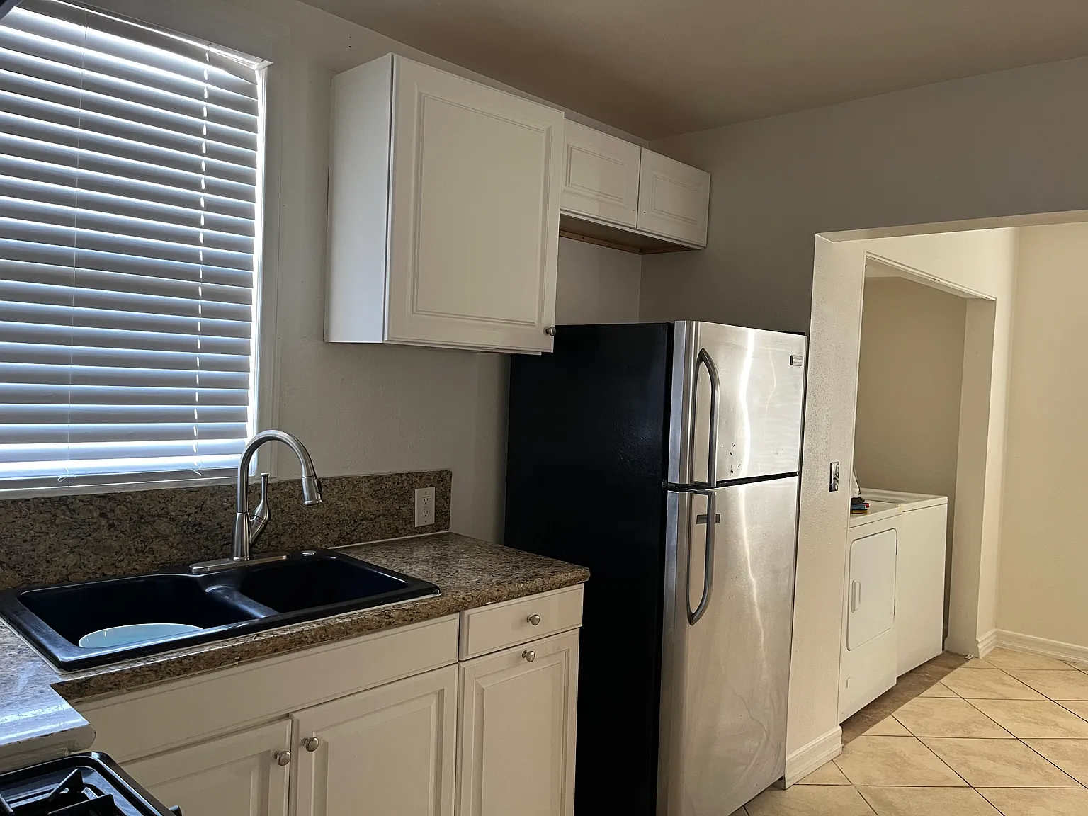 2 bed, 850 sqft, $2,450 — Photo 4