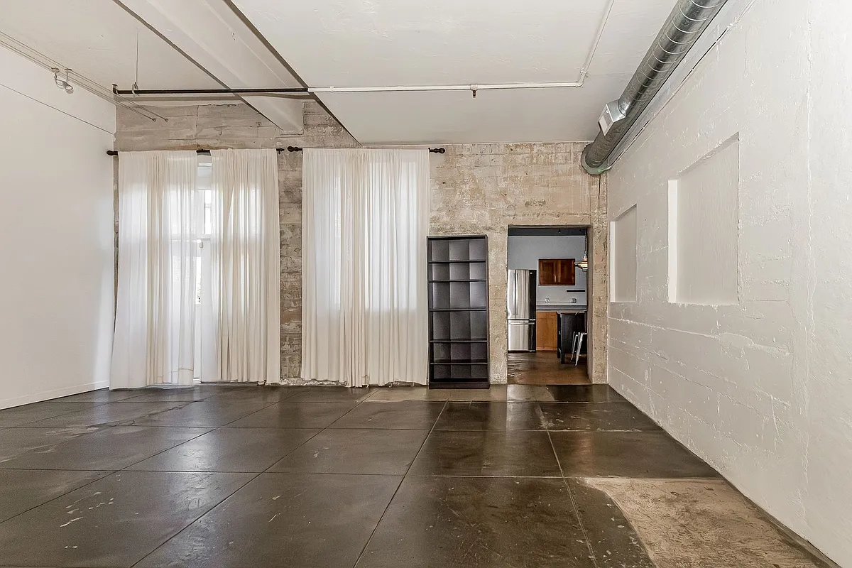 Building Photo - 3240 Peralta St #10
