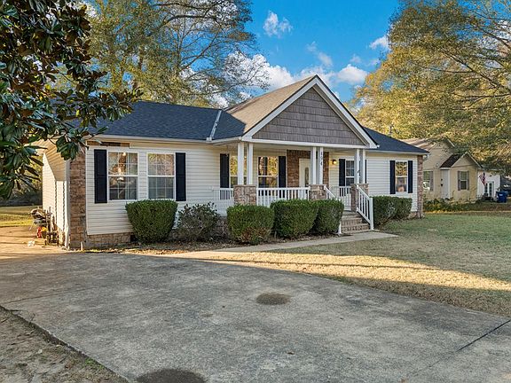 2nd image of 494 Lee Road 197