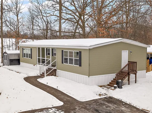 56 Crestview Dr, Tarentum, PA 15084