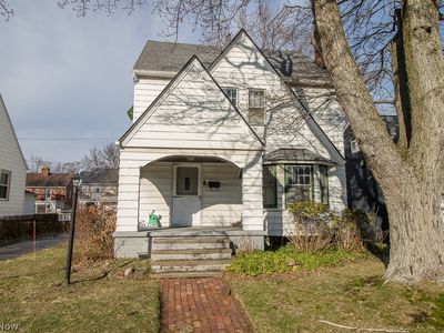 1376 Avondale Rd, South Euclid, OH, 44121