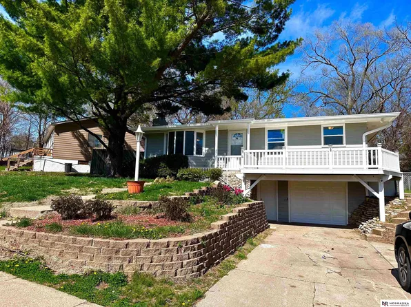 6307 N 46th Ave, Omaha, NE 68104