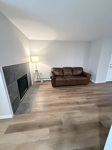 512 E Monroe Dr #D416 Photo 1