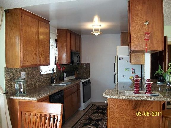 2nd image of 2707 Nelson Ave APT 2