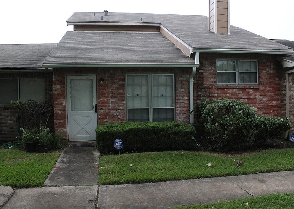 1st image of 6507 S Briar Bayou Dr