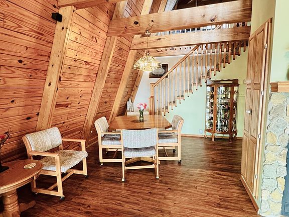 15th image of this home