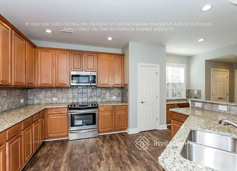 3016 Ivy Brook Pl — Photo 7