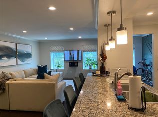 351 N Post Oak Ln APT 811, Houston, TX 77024
