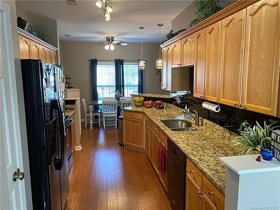 4th image of 8152 Sapwood Ct