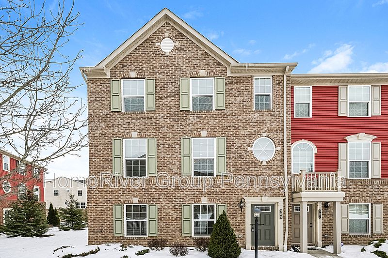 1st image of 309 Courage Ln