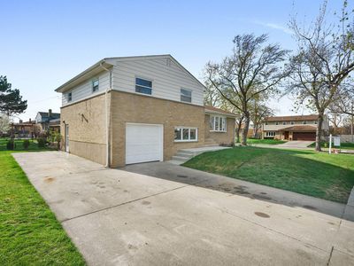 1704 N 12th Ave, Melrose Park, IL, 60160