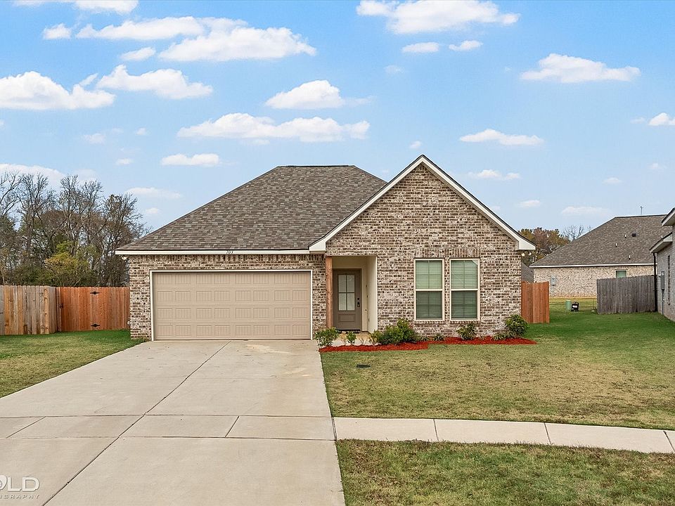 1st image of 703 Crozier Dr