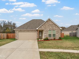 703 Crozier Dr, Bossier City, LA 71111