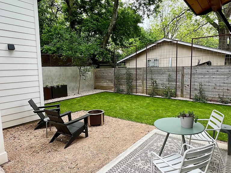 3303 Govalle Ave #2 — Photo 15