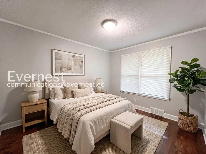 905 Parkhaven Ln — Photo 4