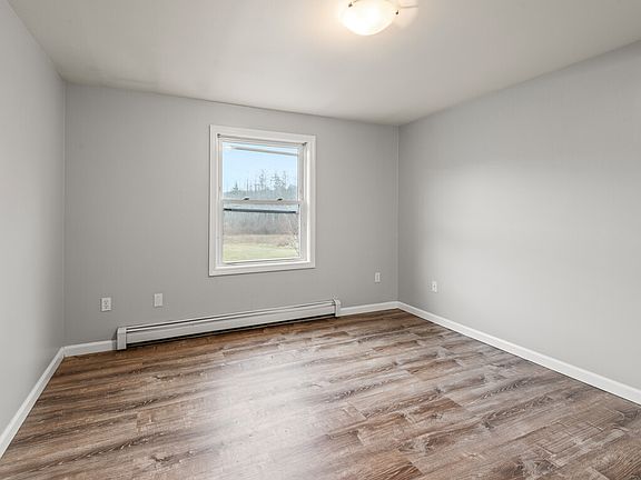 5th image of 281 Brooks Station Rd