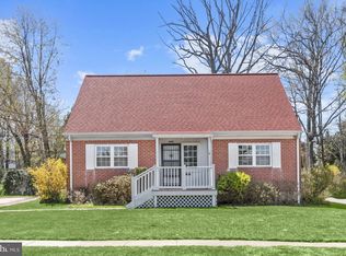 6113 Collinsway Rd, Catonsville, MD 21228