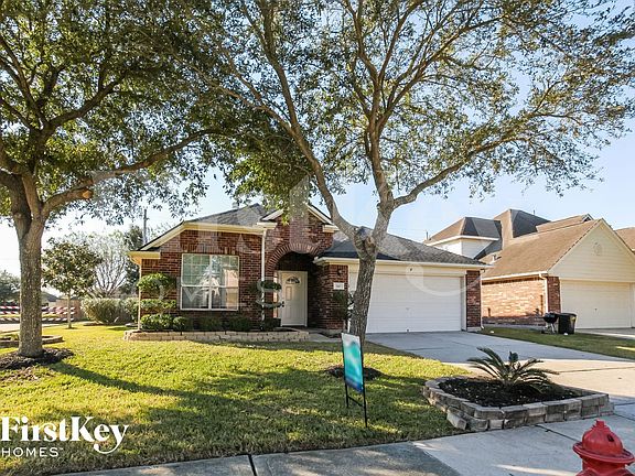 2nd image of 140 Rocky Cove Ln