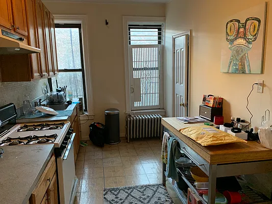 Rented by American Way Real Estate Inc | media 12
