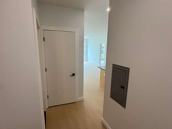 5th image of 74 Webster St #6C