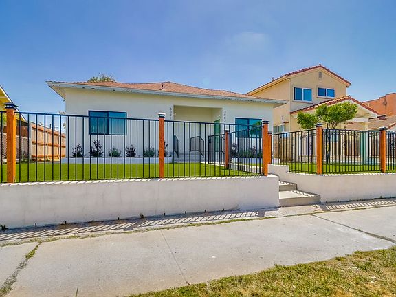 4th image of 3083-3087 39th St