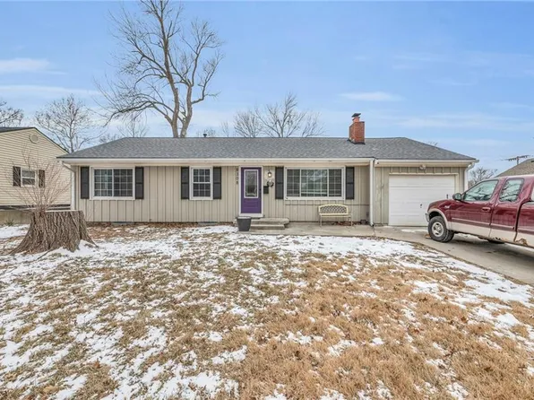 8308 Lamar Ave, Overland Park, KS 66207