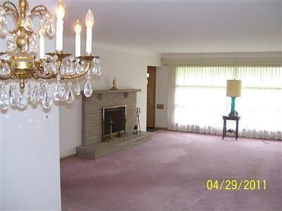 4th image of 9961 Lynn Dr