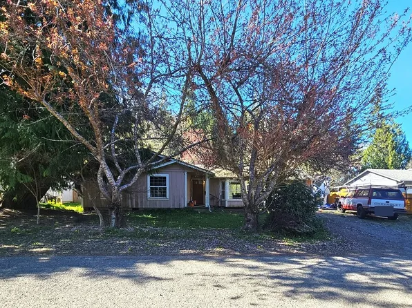 108 Conifer Ct, Elma, WA 98541