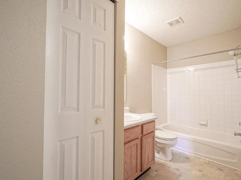 10155 Holly Berry Cir — Photo 27