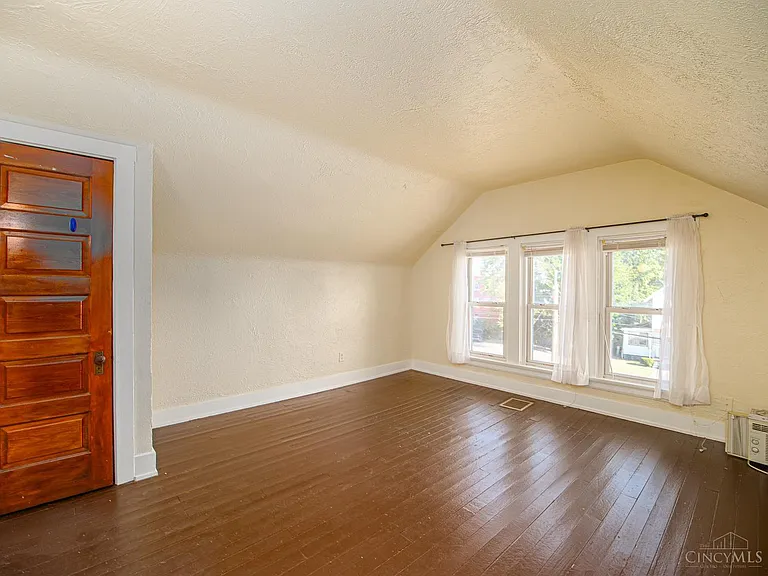 2119 Slane Ave #2 — Photo 14