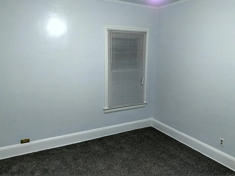 1328 Fry Ave #1 — Photo 9