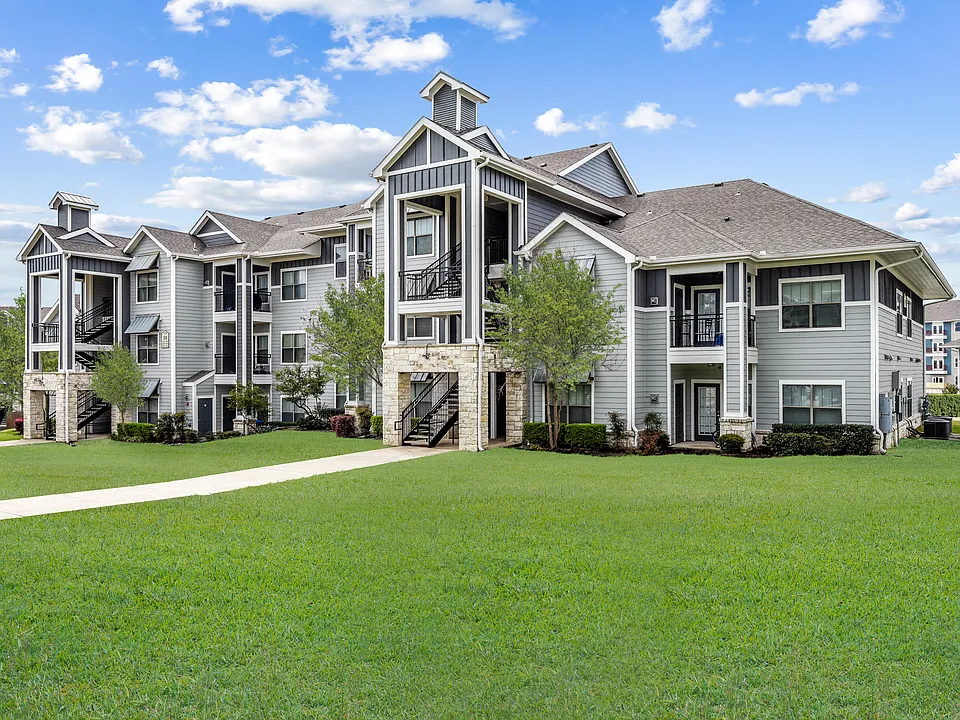 Nova North Apartments