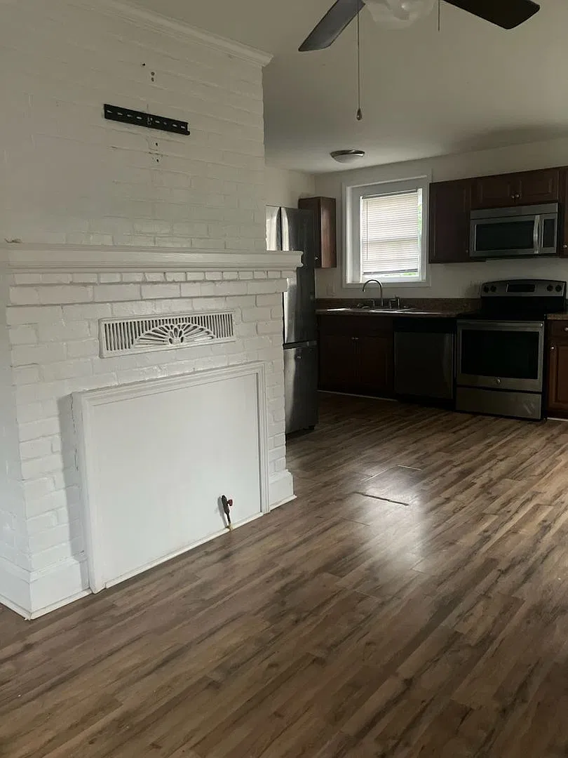 3 Bedroom, 2 Bath House in the Grid walking distance to ECU — Photo 4