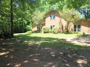 8910 W Fox Rd, Orange, TX 77632