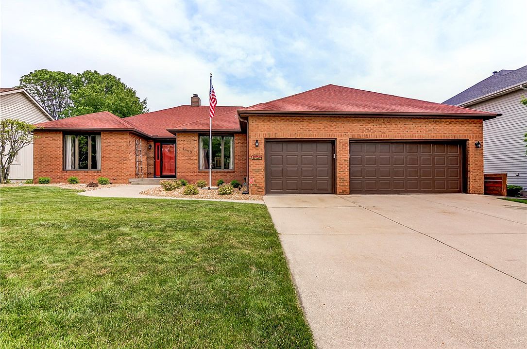 1350 Manor Dr, Decatur, IL 62526 Zillow