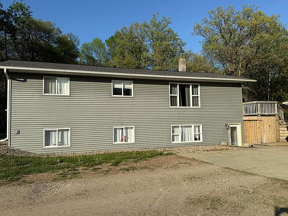 3rd image of 20717 Cozy Cove Rd