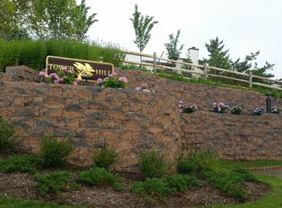 131 Tower Hill Dr, Red Bank, NJ 07701
