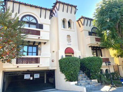 4360 Ventura Canyon Ave APT 11, Sherman Oaks, CA, 91423
