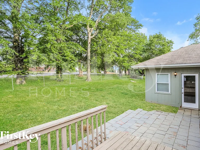 2636 SW Krista Ct — Photo 14