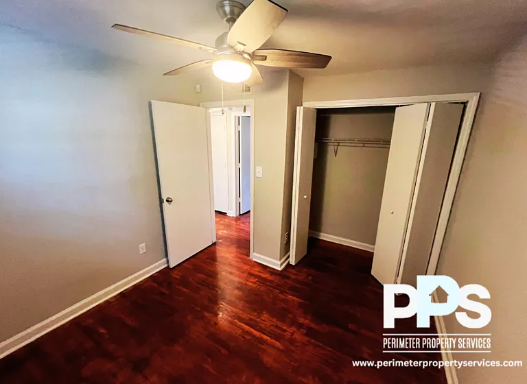 221 Lampkin St NE #6 — Photo 5