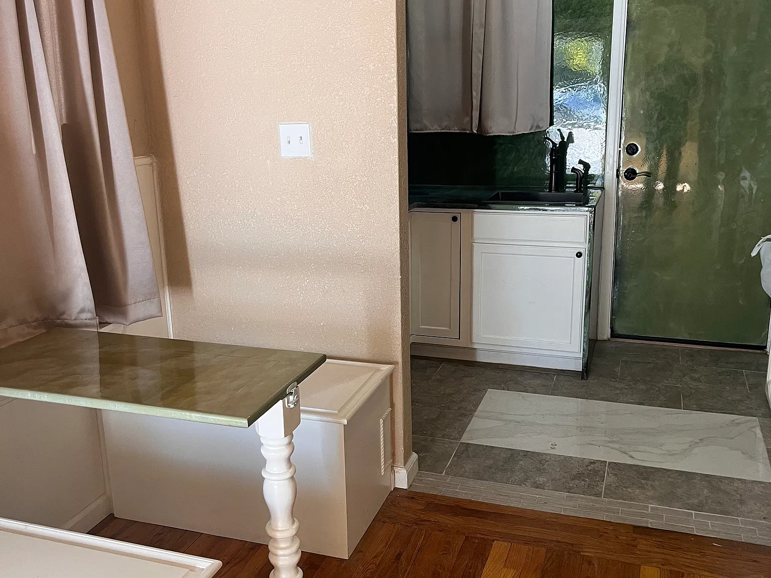 303 Virginia Ave — Photo 3