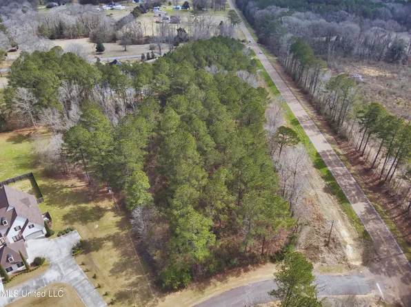Parker Dr Lot 9, Summit, MS 39666