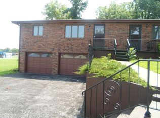 114 Euclid St, Aurora, MO 65605